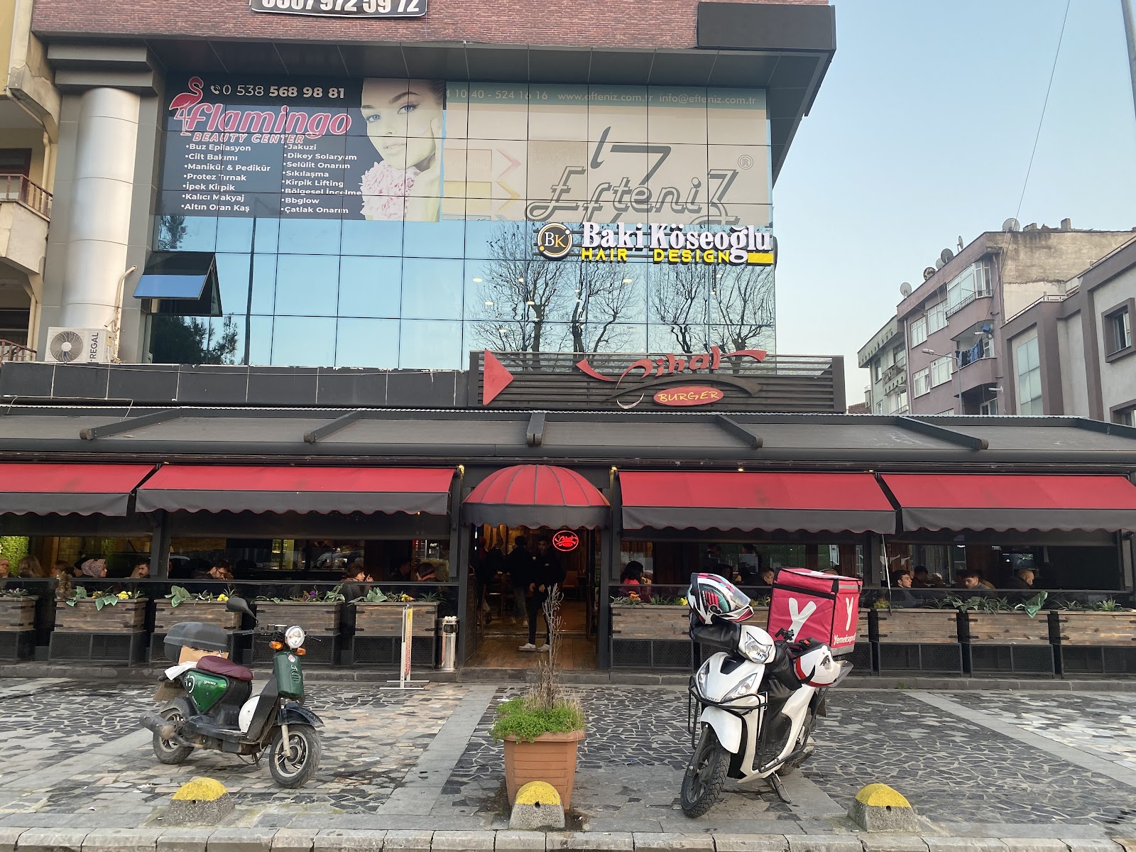 Cihat Burgers — fotoğraf
