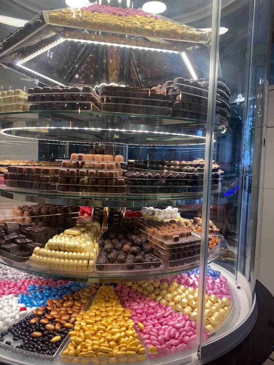 Çilek Pastanesi — fotoğraf 3