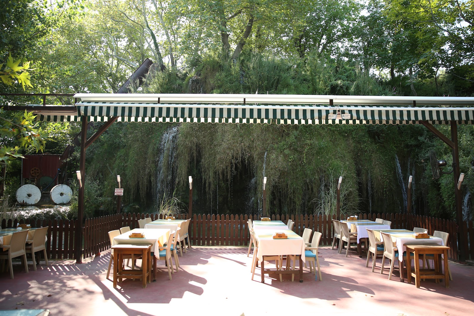 Çınaraltı Restaurant — fotoğraf