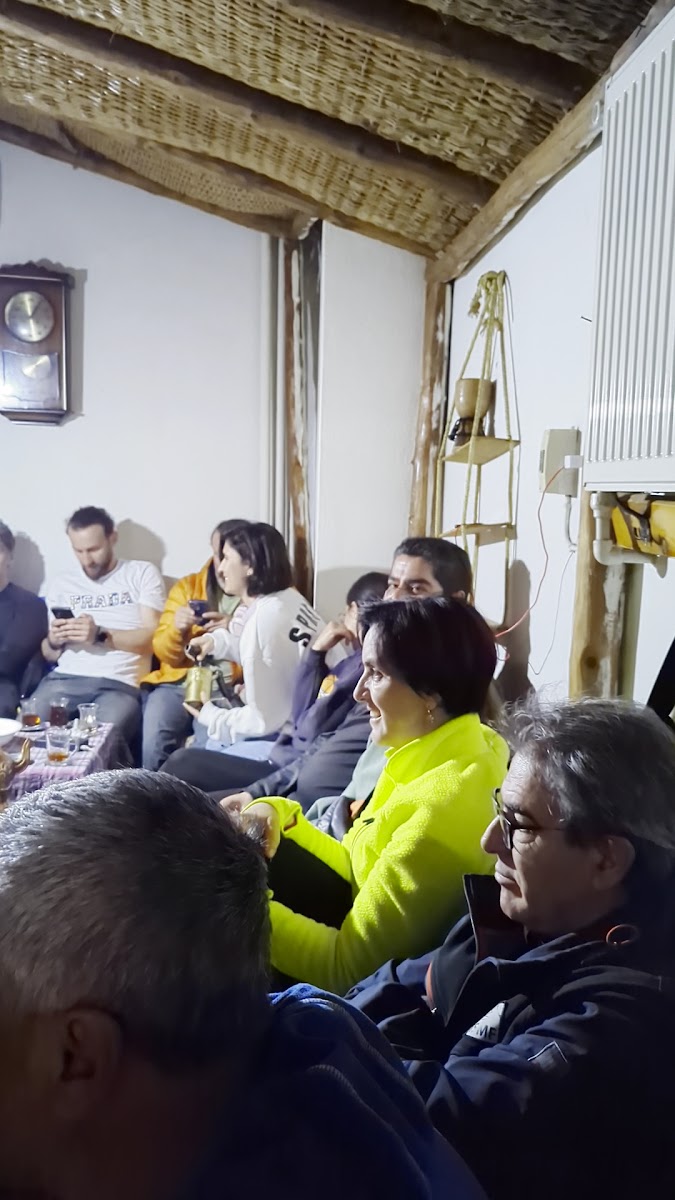 ÇIRAHANE CAFE NARGİLE — fotoğraf 3