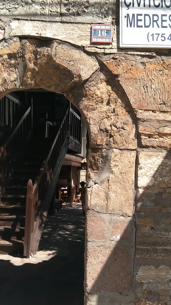 Çivitçioğlu Medresesi — fotoğraf 3