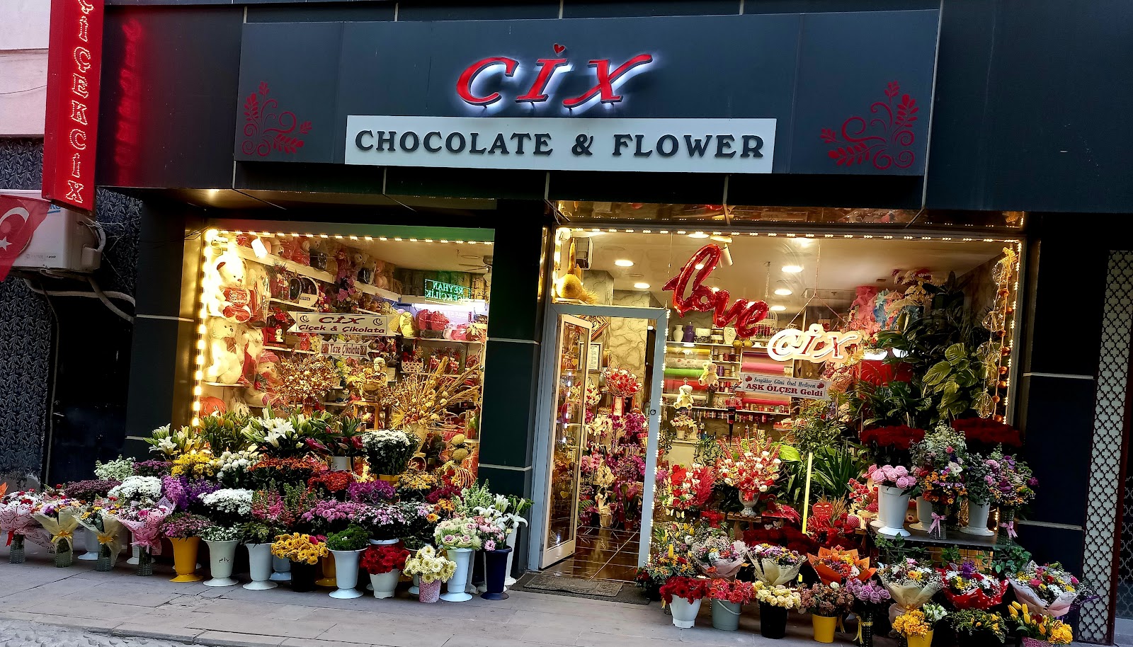 CİX ÇİÇEK & ÇİKOLATA - KIRIKKALE — fotoğraf