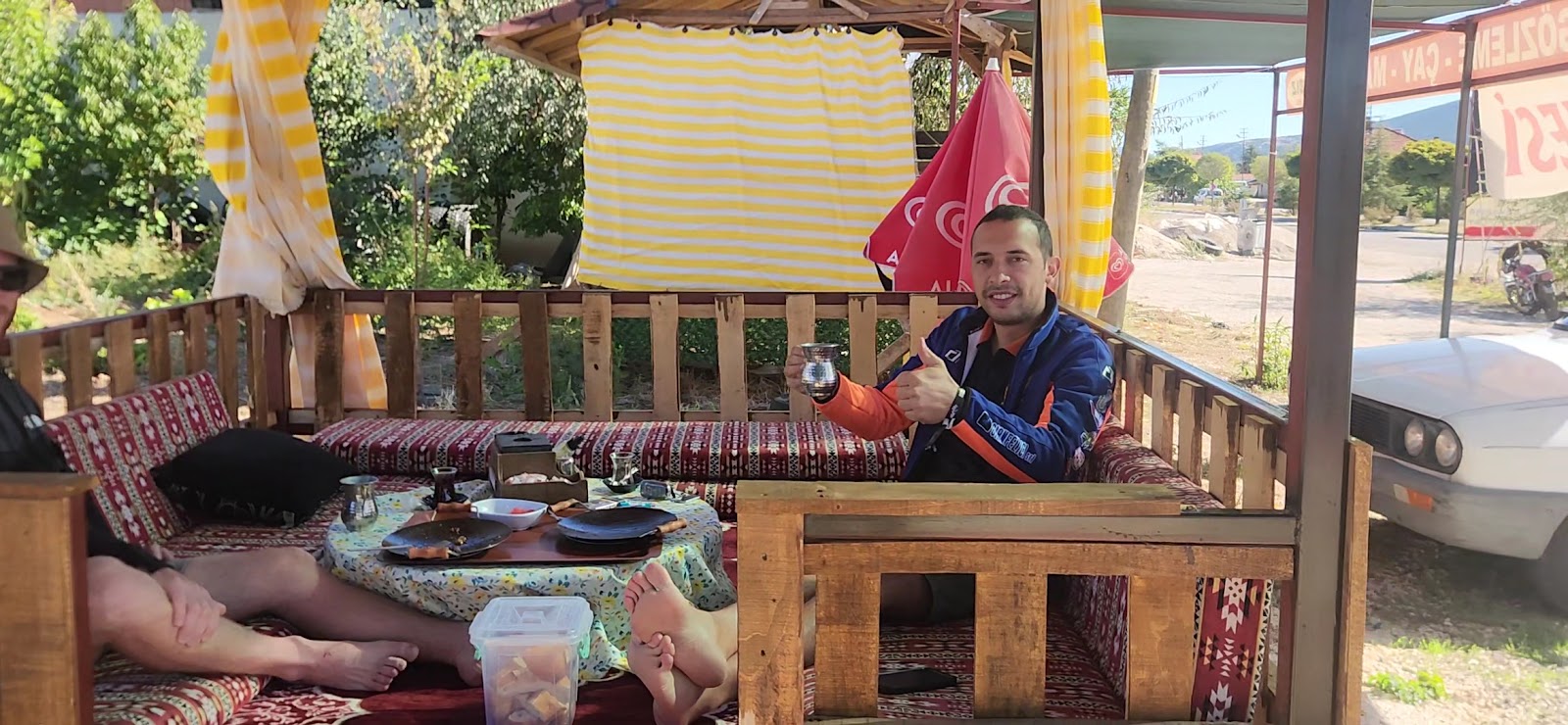 CIZBIZ GÖZLEME & köy kahvaltısı, saç kavurma, yayık ayran — fotoğraf 3
