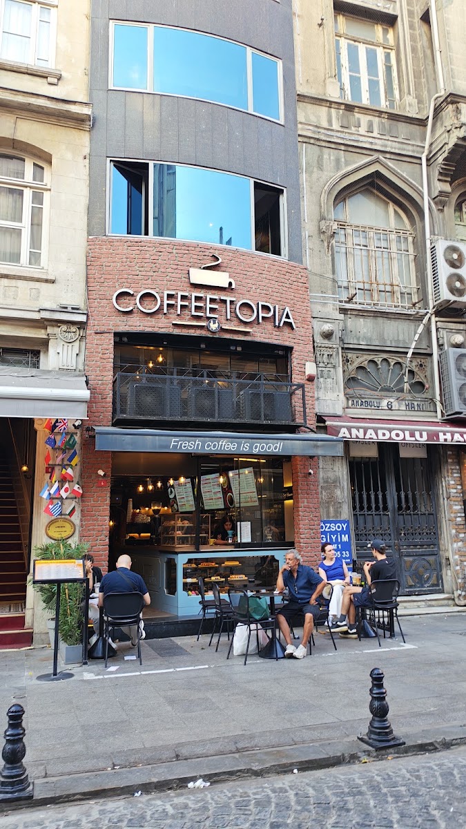 Coffeetopia — photo
