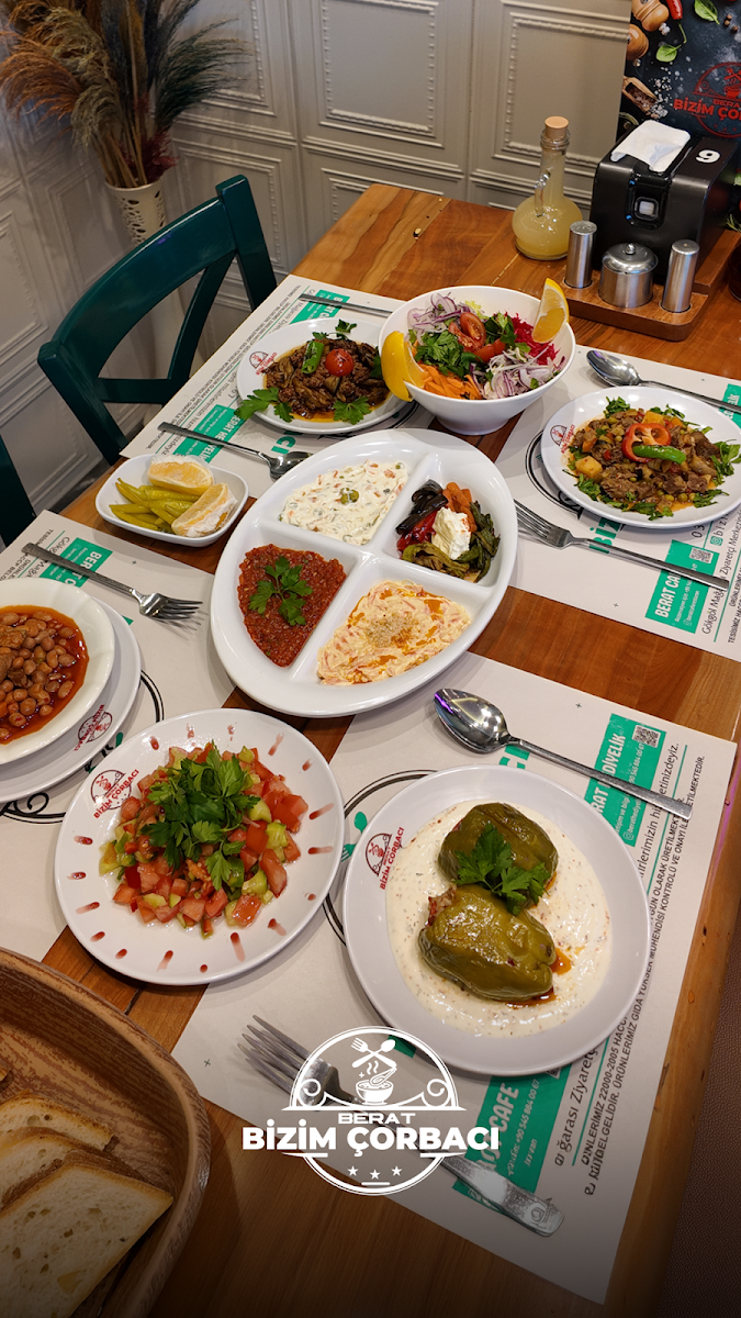 Bizim Çorbacı Restaurant Kahvaltı Yemek Kebap Kokoreç Salonu — fotoğraf 5