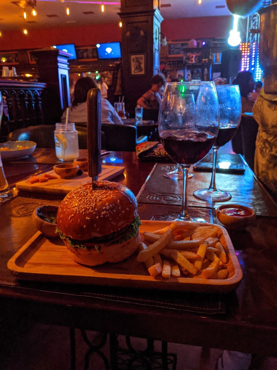 CraZzy Bear - Conceptual Pub — photo 5