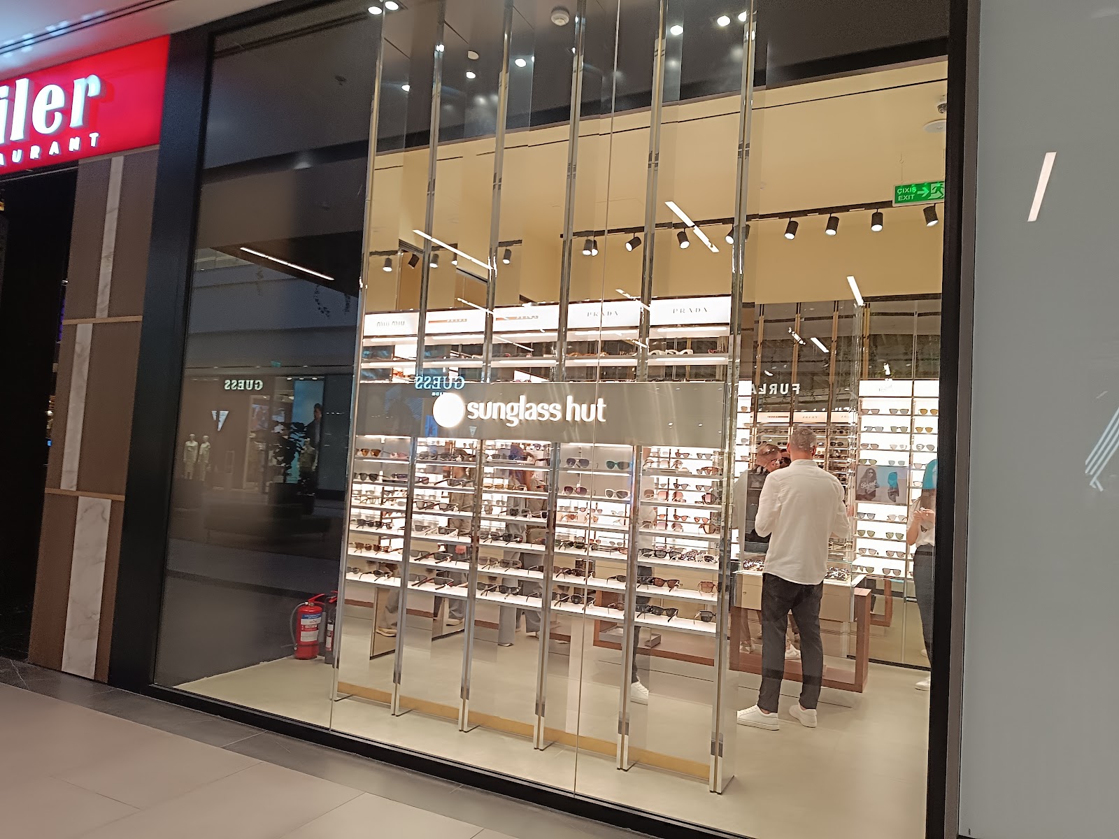 Crescent Mall — fotoğraf 4