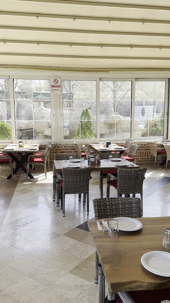 Cumhuriyet Halimbey Restaurant — photo 3