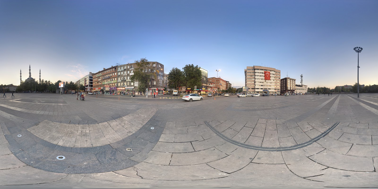 Cumhuriyet Meydanı — fotoğraf 5