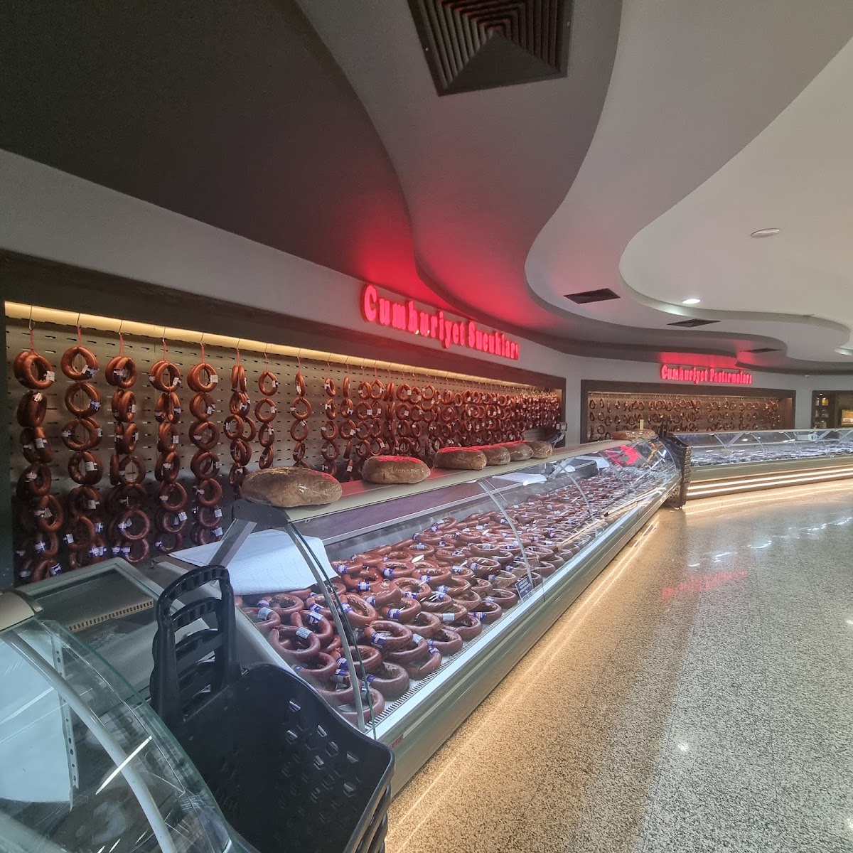Cumhuriyet Sucukları Dinlenme Tesisi — photo 6