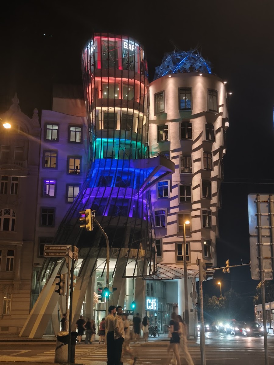 Dancing House hotel - Tančící dům — photo 3