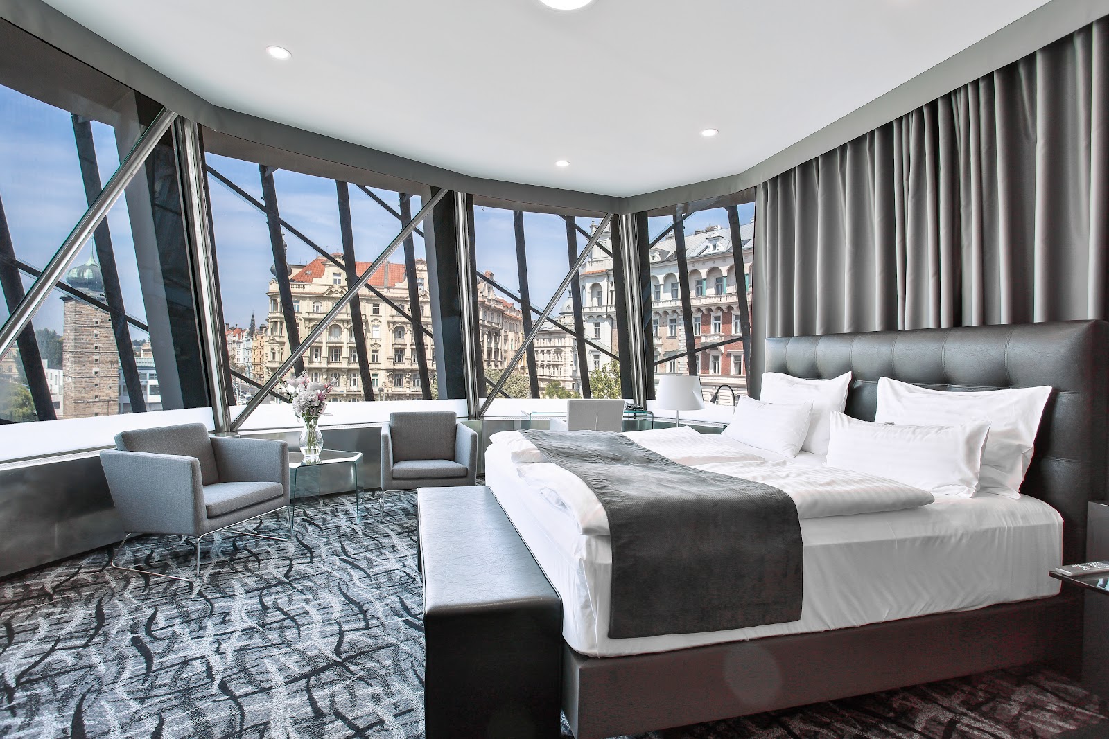 Dancing House hotel - Tančící dům — photo 4