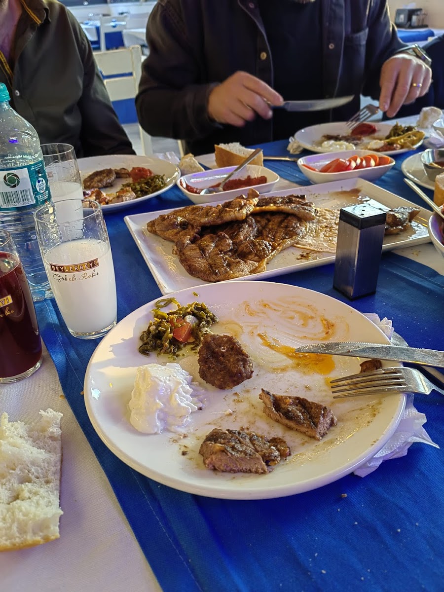 Darius Bungalov & Restaurant — fotoğraf 2