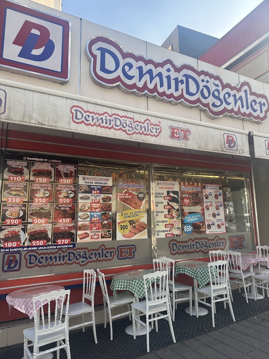 Demirdöğenler Et Market Şarküteri — fotoğraf