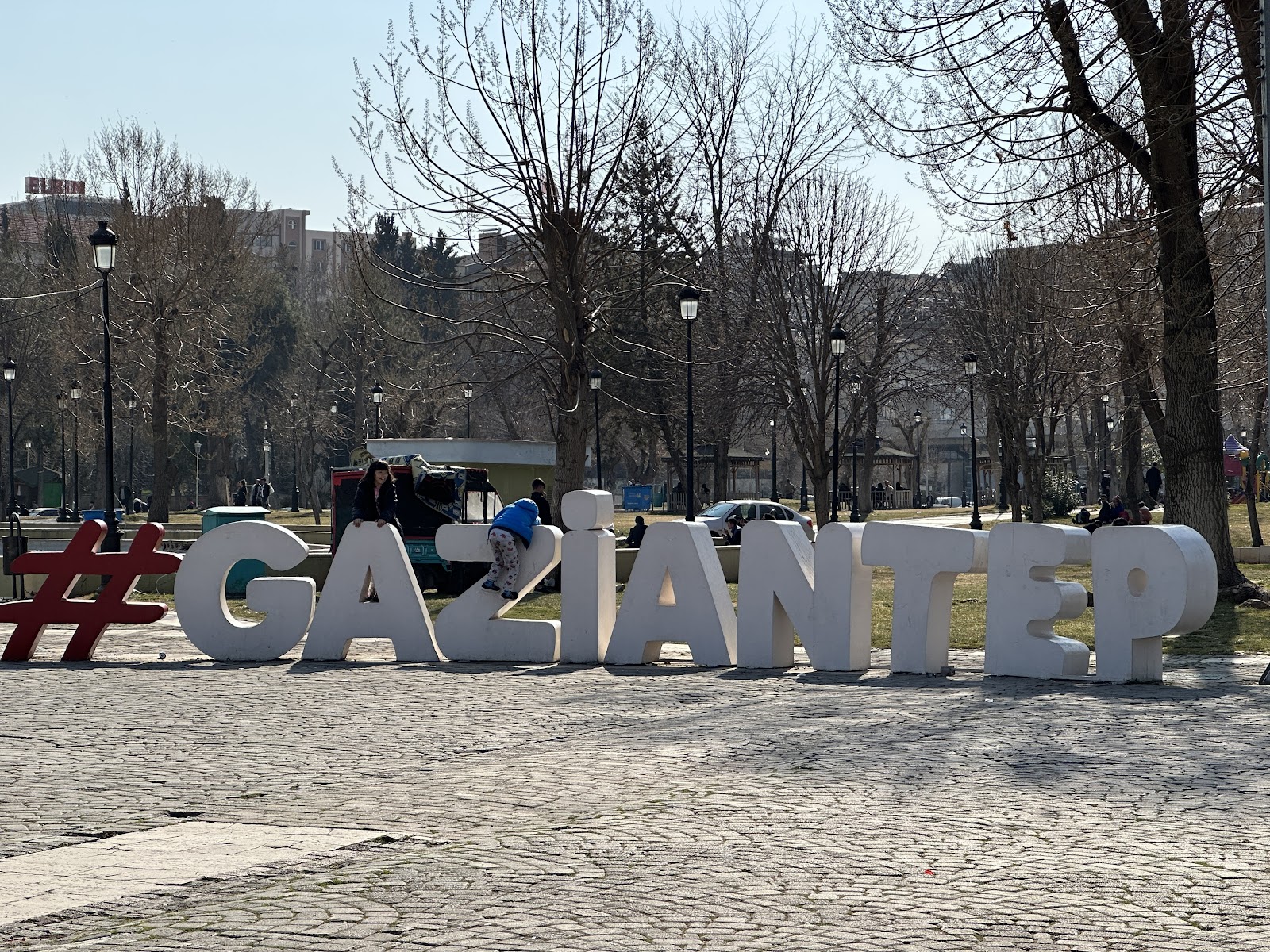 Gaziantep: Demokrasi Meydanı ve şehir parkları