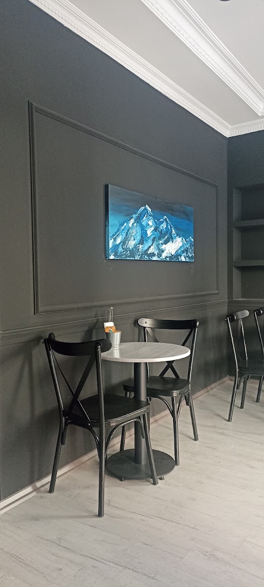Denali Burger & More — photo 8