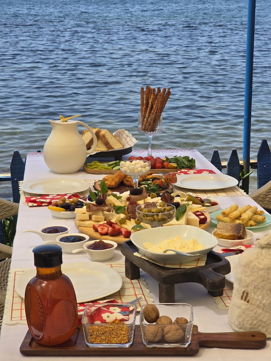 Deniz Pansiyon Restaurant — photo 5