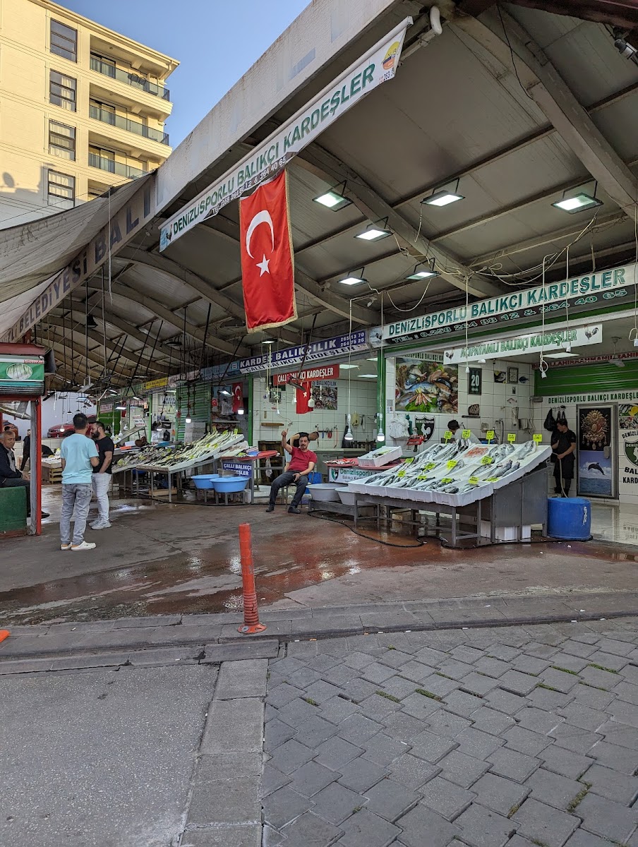 Denizli Belediyesi balık Hali — fotoğraf