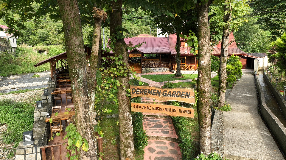 Deremen Garden Cafe — fotoğraf 9