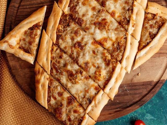 DERİK ÇITTIR PİDE VE LAHMACUN SALONU — photo 3
