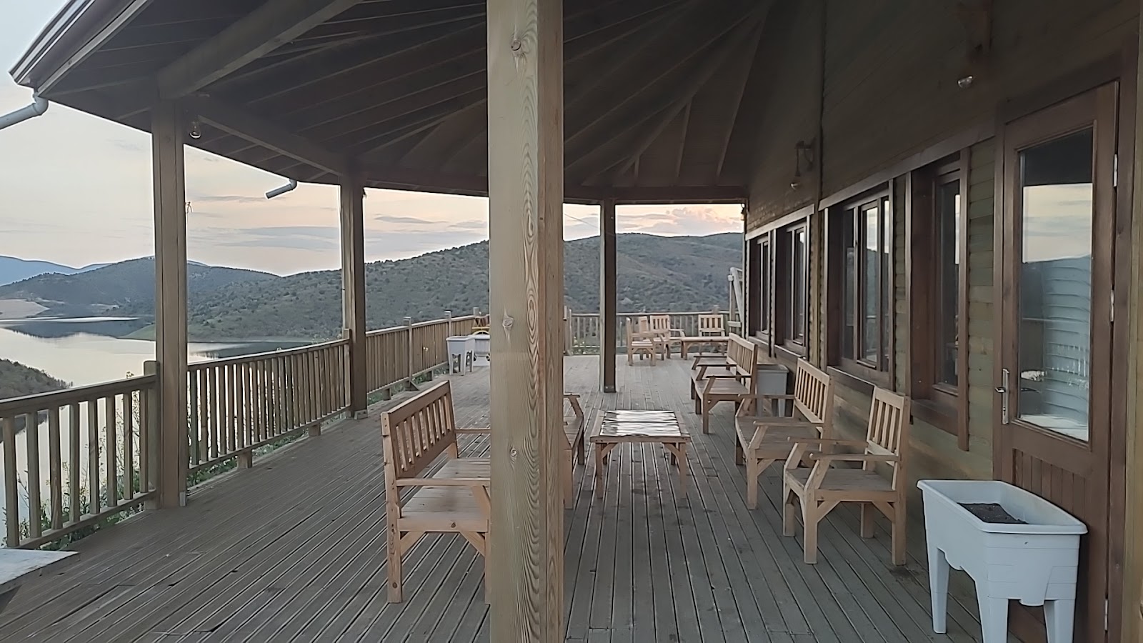 Devlethan Barajı Kafe Restaurant Mesire Alanı — photo 2