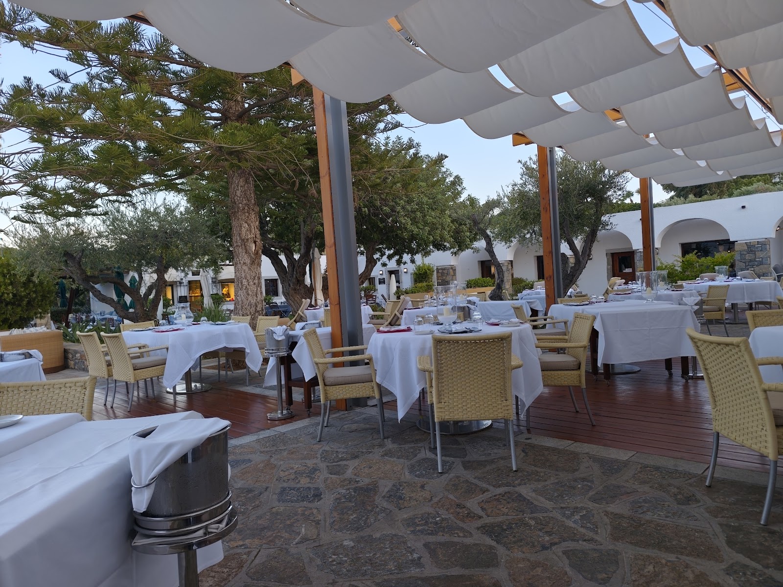 Dionysos restaurant elounda — photo 3