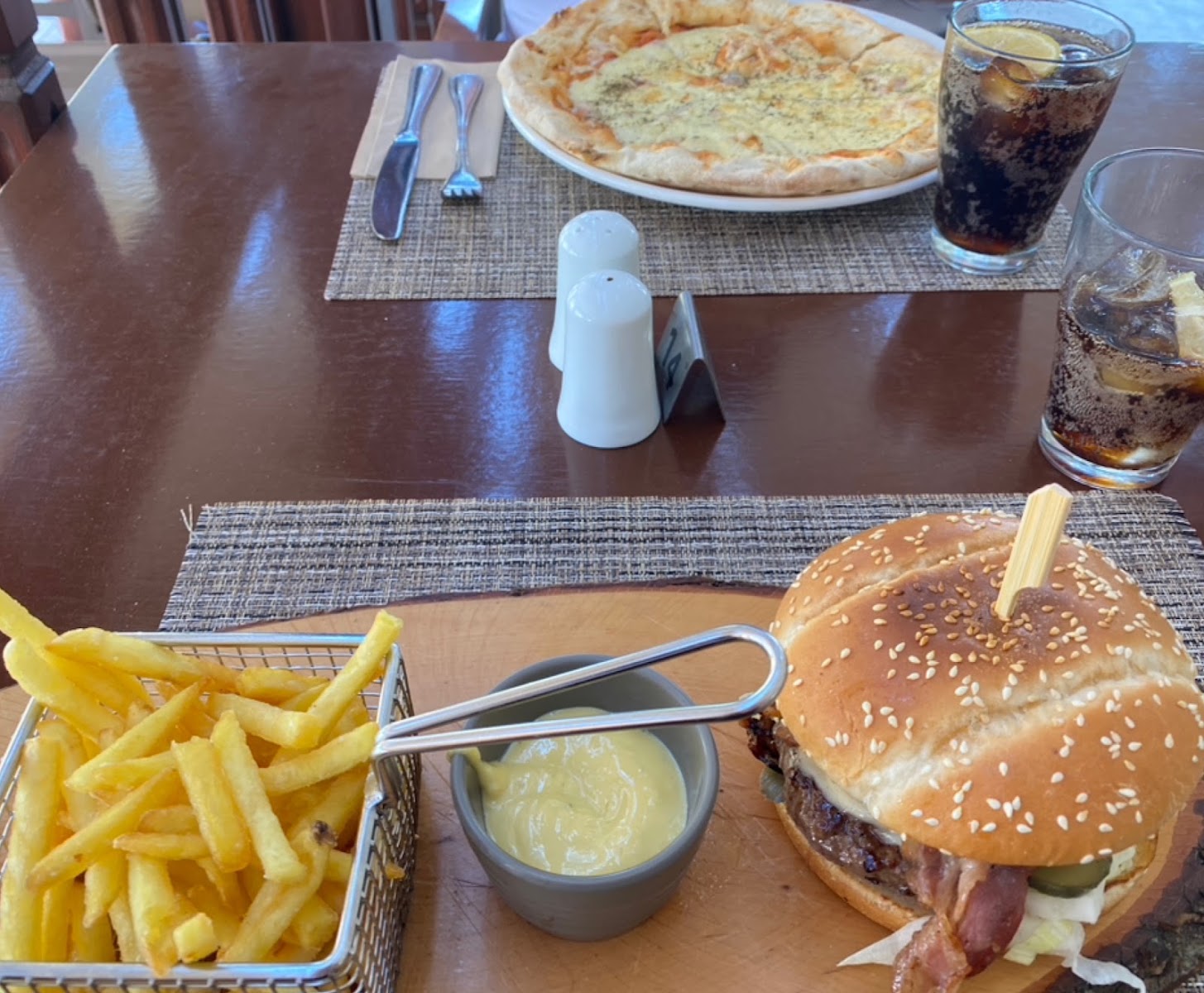 Dionysos Restaurant — photo 2