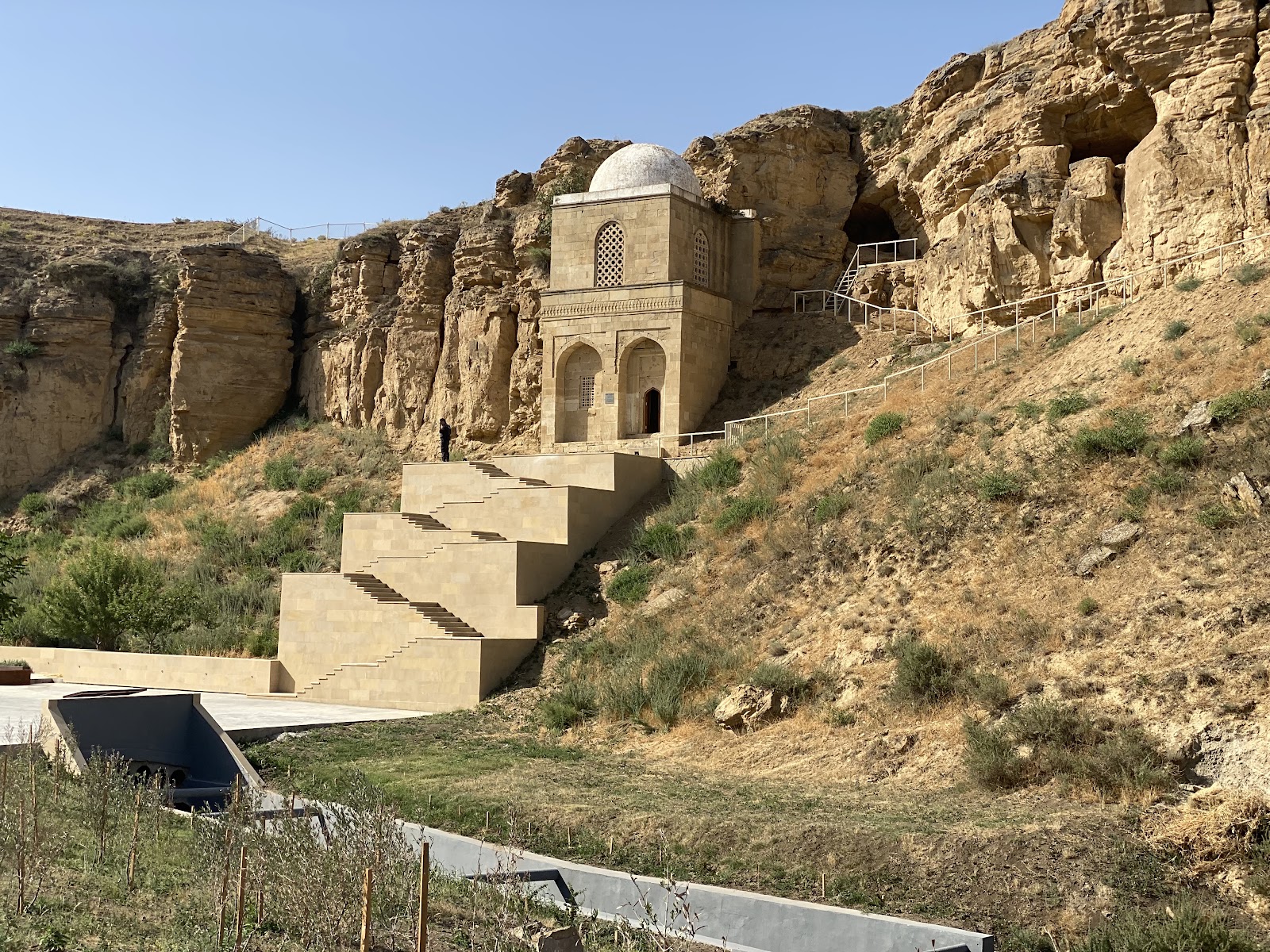 Diri Baba Mausoleum — photo