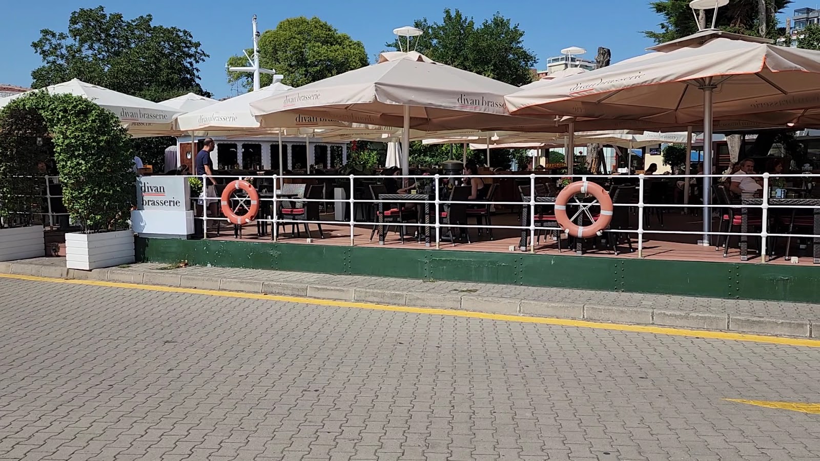Divan Brasserie Kalamış — fotoğraf 3