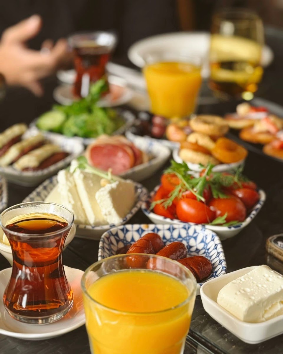 Divan Brasserie Kalamış — fotoğraf 5