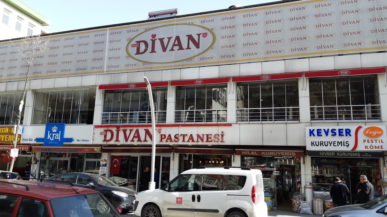 Divan Pastanesi — fotoğraf 1
