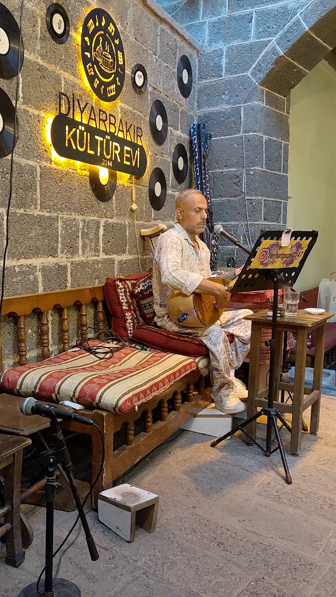Diyarbakır Kültür Evi — fotoğraf 3
