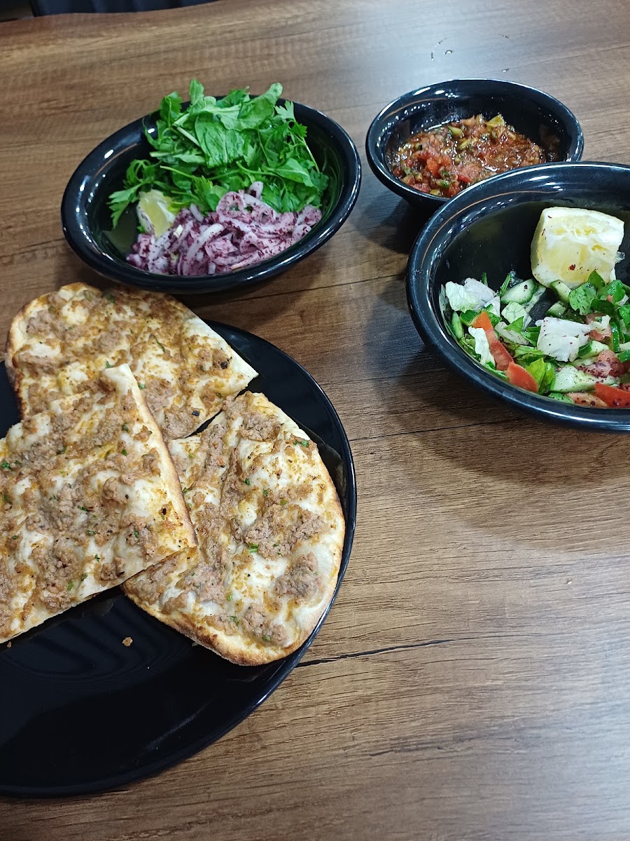 Diyarbakır Özbek Lahmacun - Şırnak Şubesi — fotoğraf 5