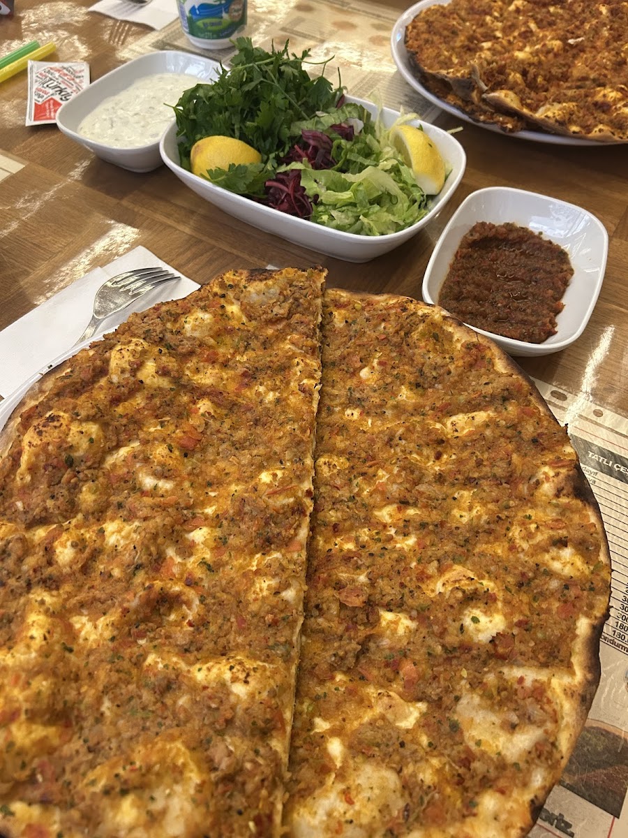 Diyarbakır Tatlı Kebap Lahmacun Salonu — fotoğraf 2