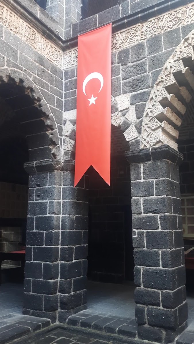 Diyarbakır Yazma Eser Kütüphanesi — photo 3