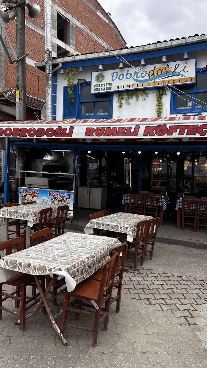 Dobrodosli Rumeli Köftecisi — fotoğraf