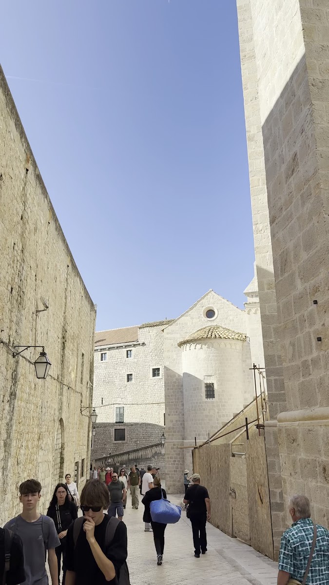 Dominican Monastery — fotoğraf 3
