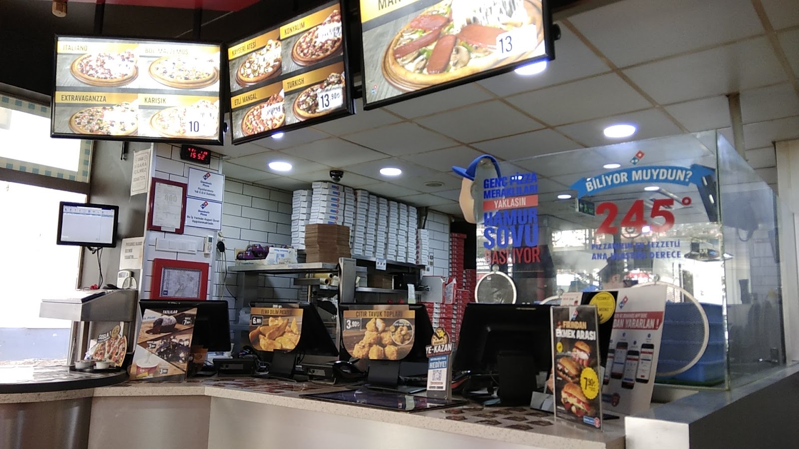 Domino's Pizza Menderes — fotoğraf 3