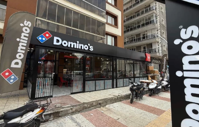Domino's Pizza Orhan Dengiz — fotoğraf