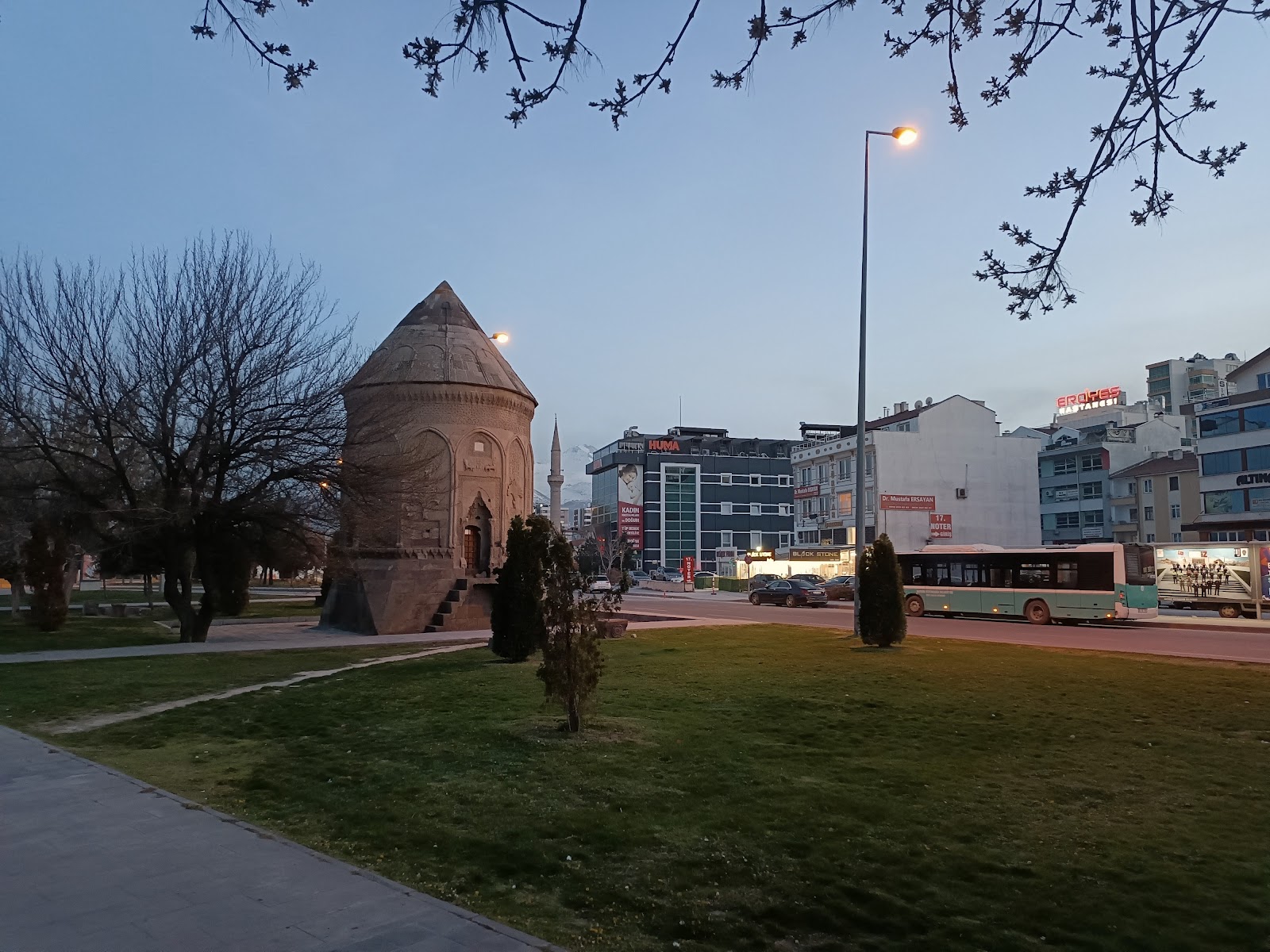 Döner Kümbet — fotoğraf 2