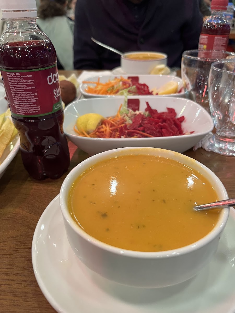 Dönerci Celal Usta - Atakent Şubesi — fotoğraf 2