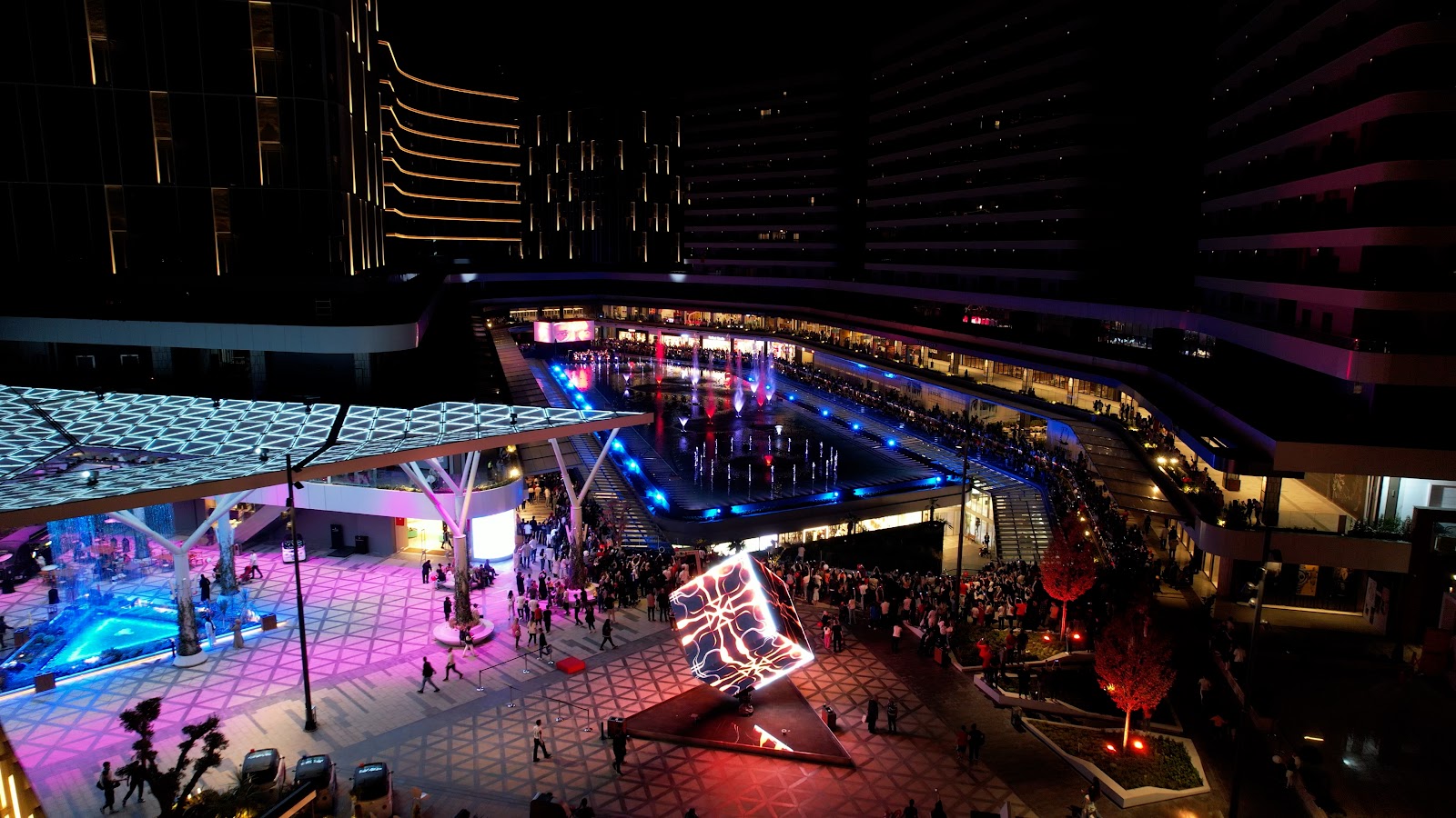 Downtown Yaşam ve Eğlence Merkezi — fotoğraf 5