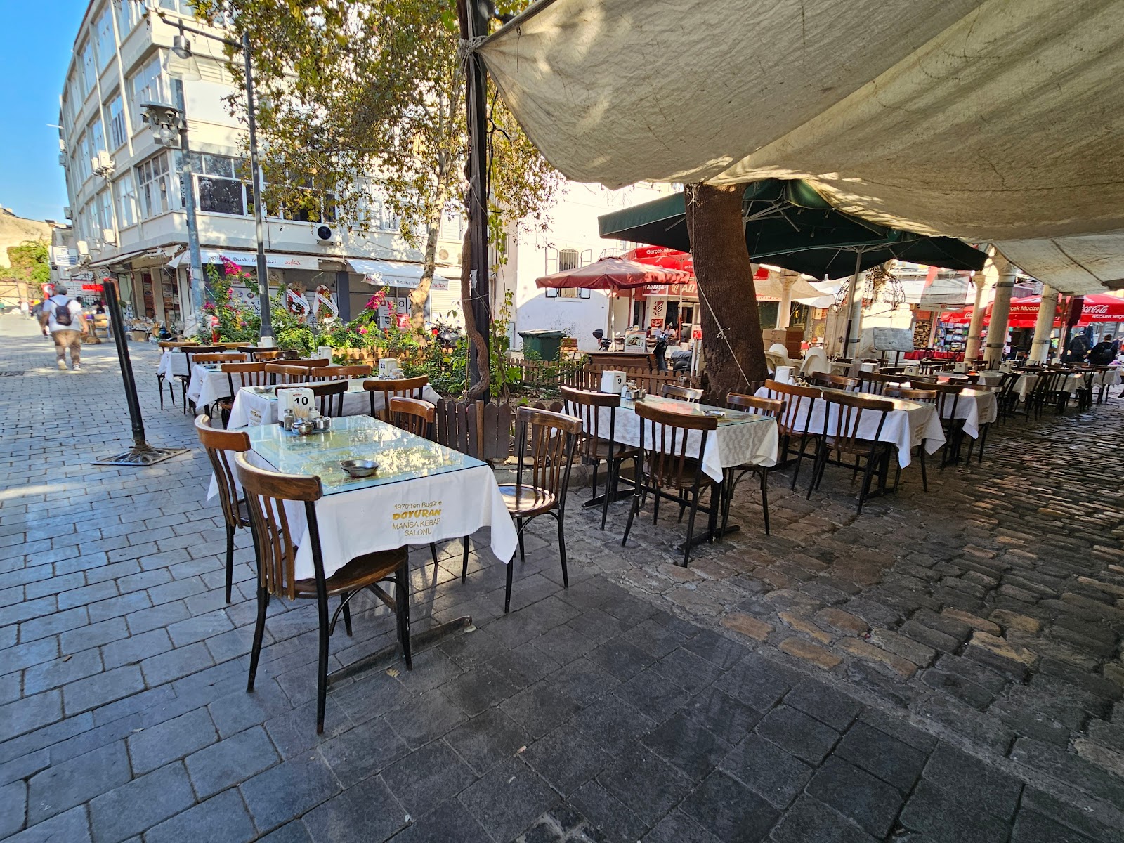 Doyuran Manisa Kebap — fotoğraf 1