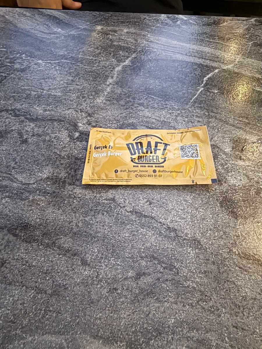 DRAFT BURGER HOUSE — photo 2