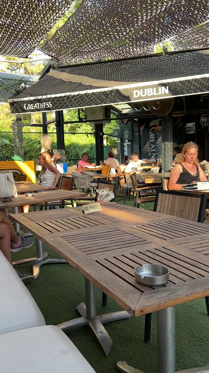 Dublin Cafe & Irish Pub — fotoğraf 3