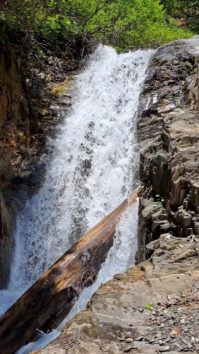 Durja Waterfall — photo 3
