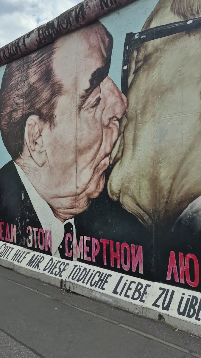 East Side Gallery — photo 2