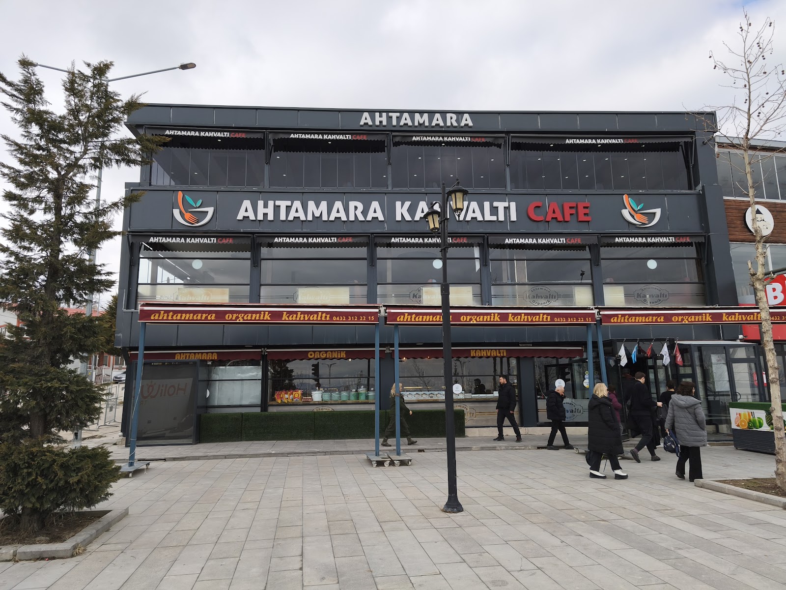 Edremit Ahtamara Organik Kahvaltı — fotoğraf