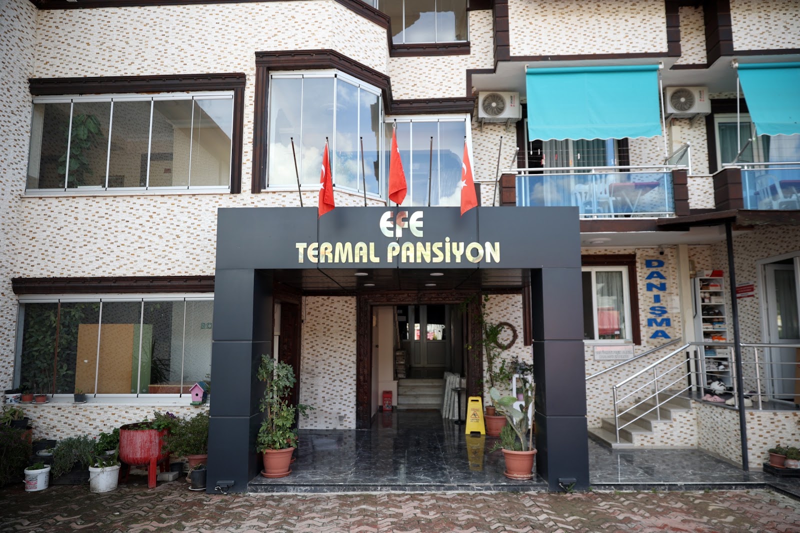 Efe pansiyon Karahayıt kaplıcaları — fotoğraf