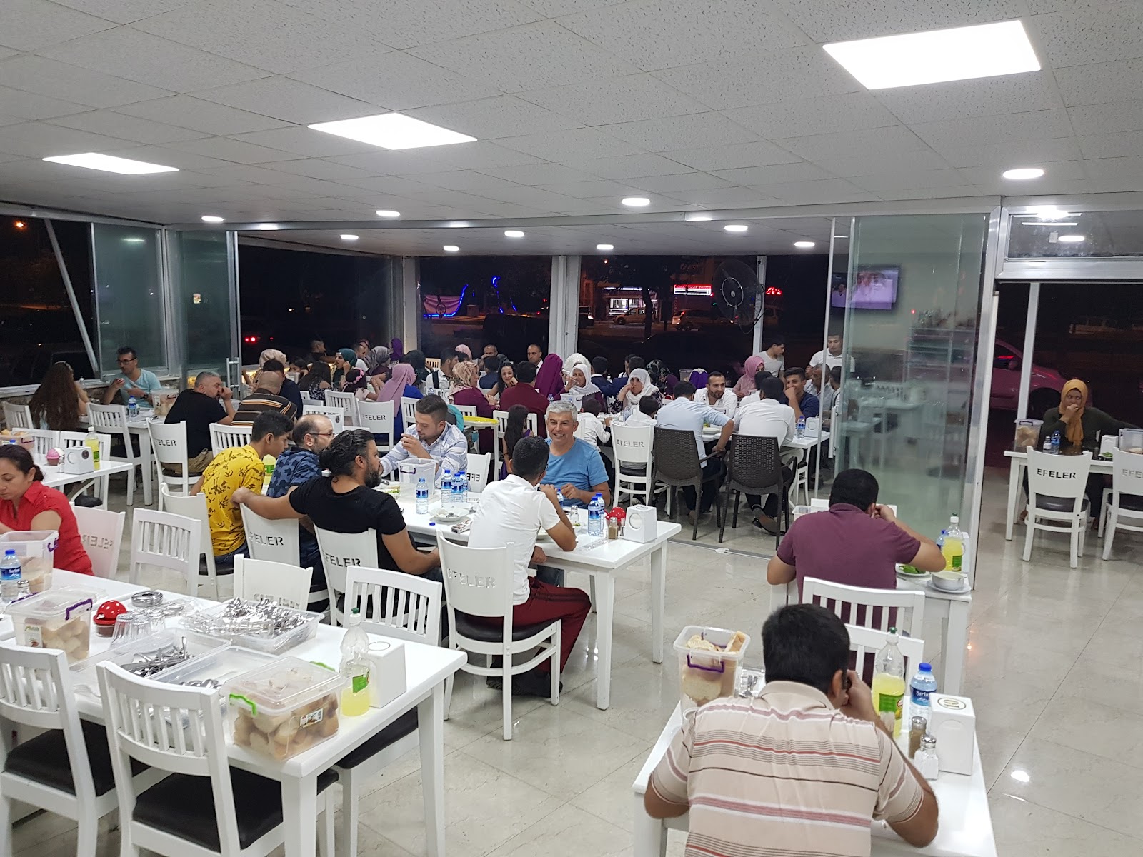 EFELER ÇORBA YEMEK KEBAP SALONU — fotoğraf 6